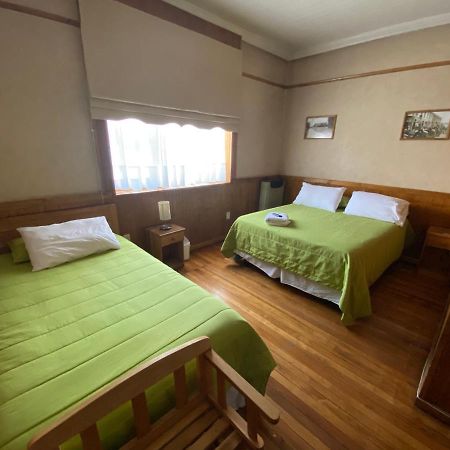 Hostal Chalet Las Violetas Пунта-Аренас Экстерьер фото