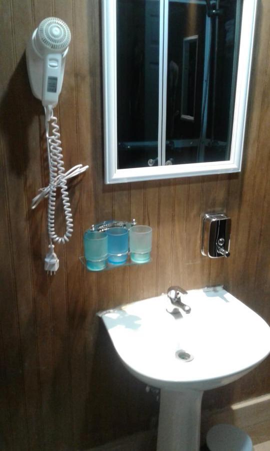 Hostal Chalet Las Violetas Пунта-Аренас Экстерьер фото
