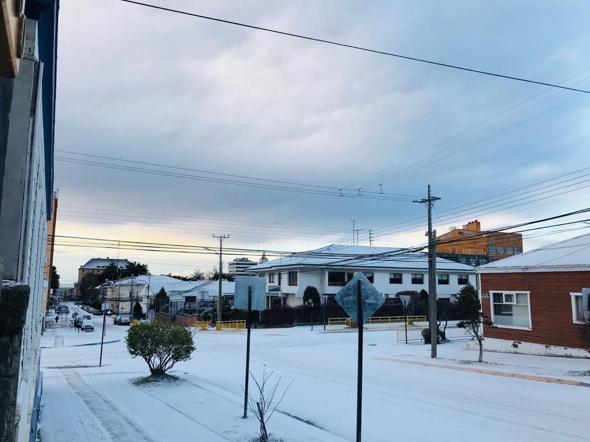 Hostal Chalet Las Violetas Пунта-Аренас Экстерьер фото