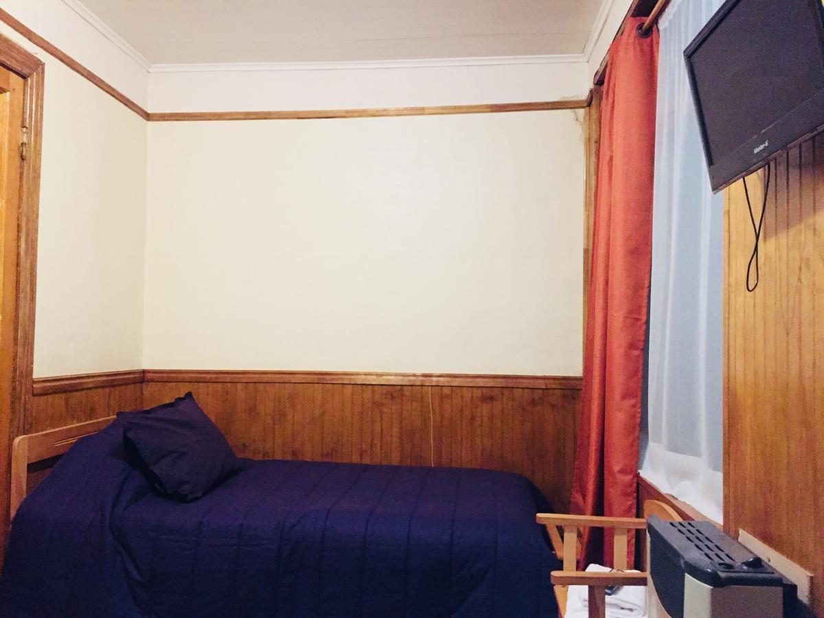 Hostal Chalet Las Violetas Пунта-Аренас Экстерьер фото