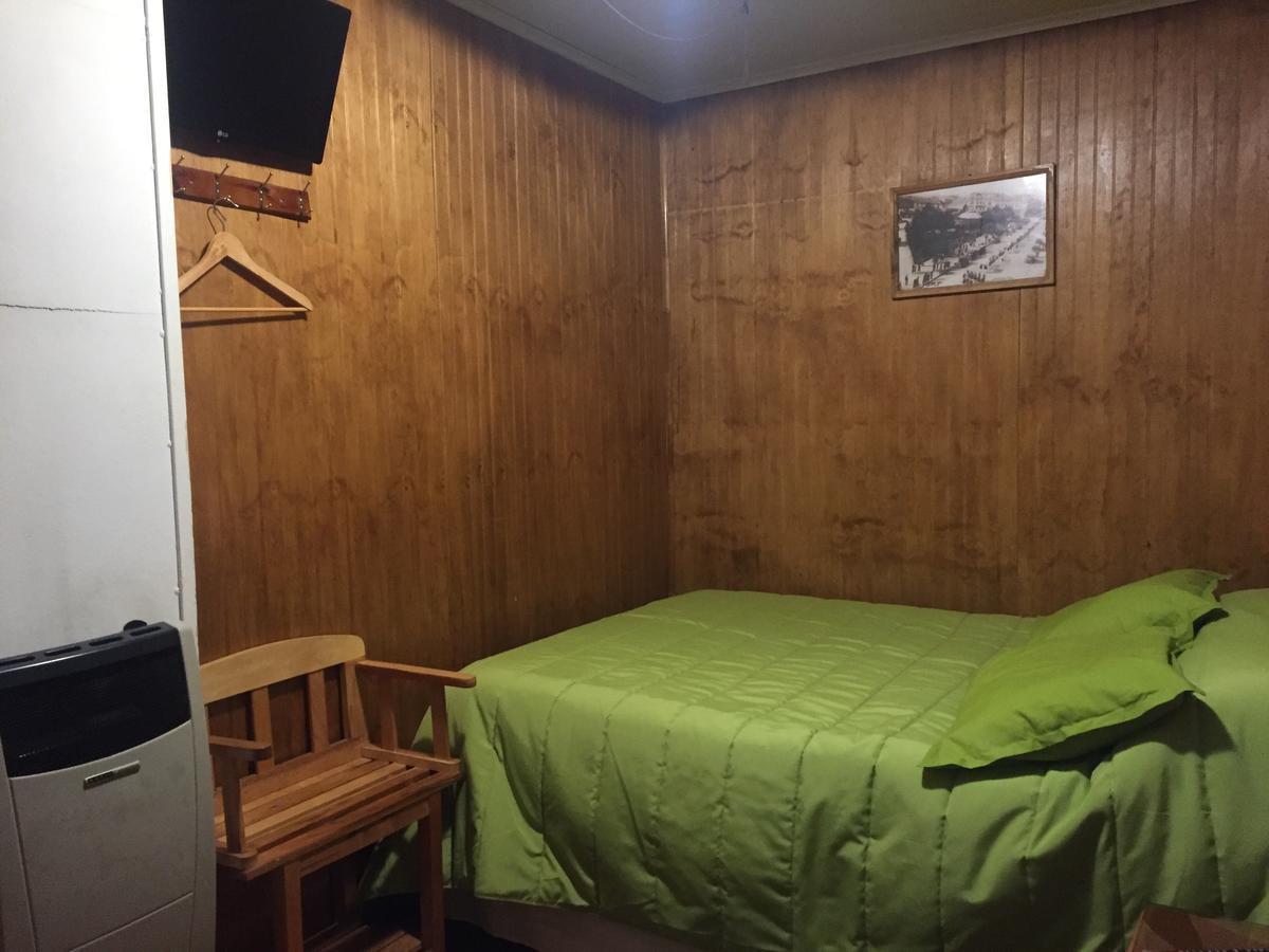 Hostal Chalet Las Violetas Пунта-Аренас Экстерьер фото