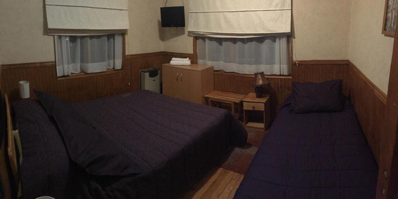 Hostal Chalet Las Violetas Пунта-Аренас Экстерьер фото