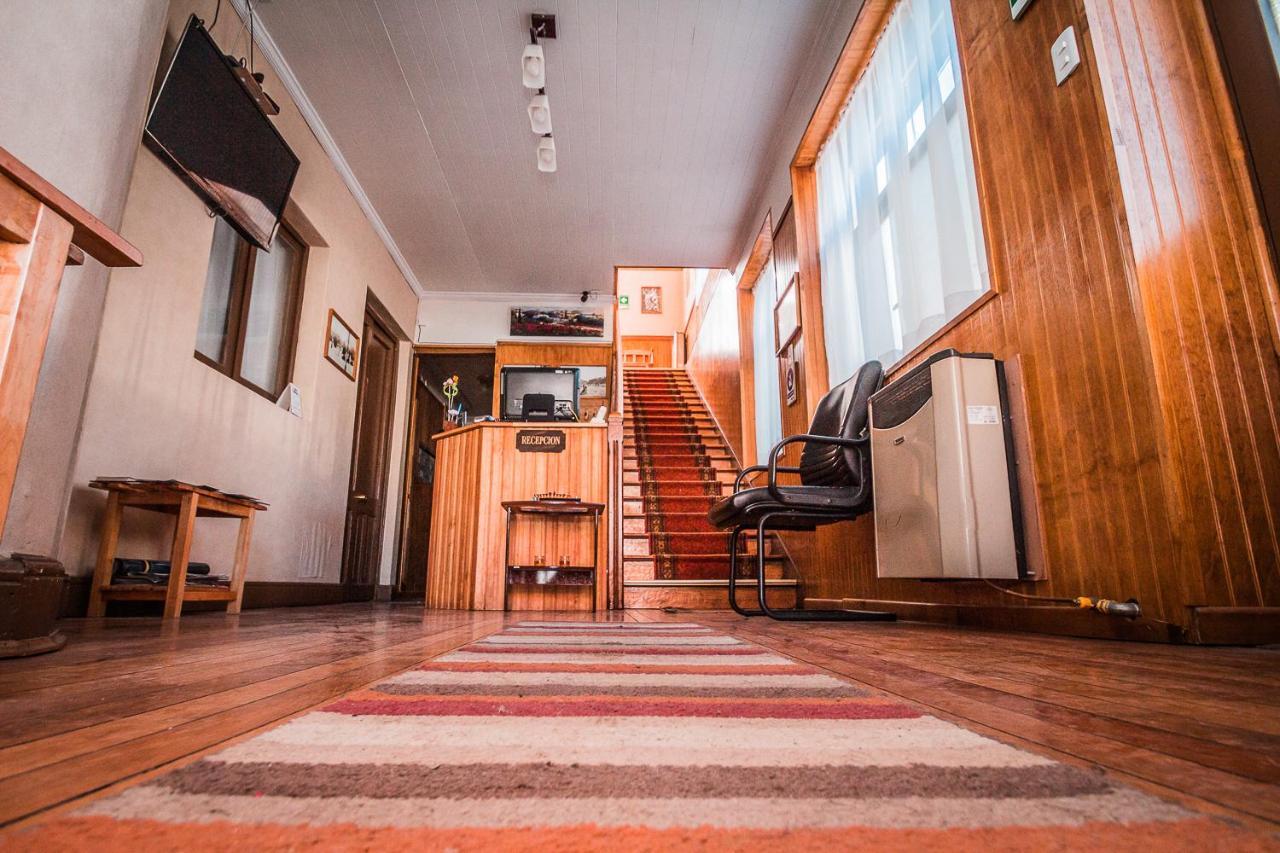 Hostal Chalet Las Violetas Пунта-Аренас Экстерьер фото